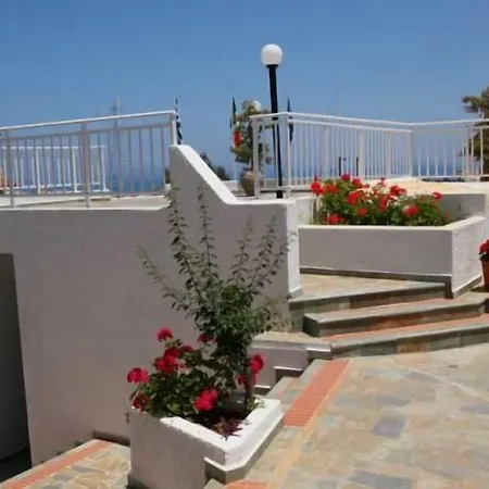 Frida Village Херсониссос