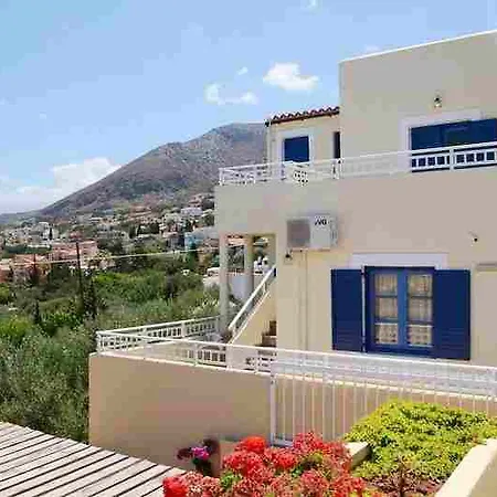 Frida Village Lägenhetshotell 3*