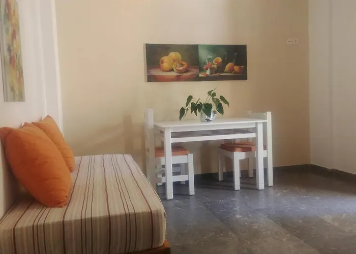 Frida Village Aparthotel 3*